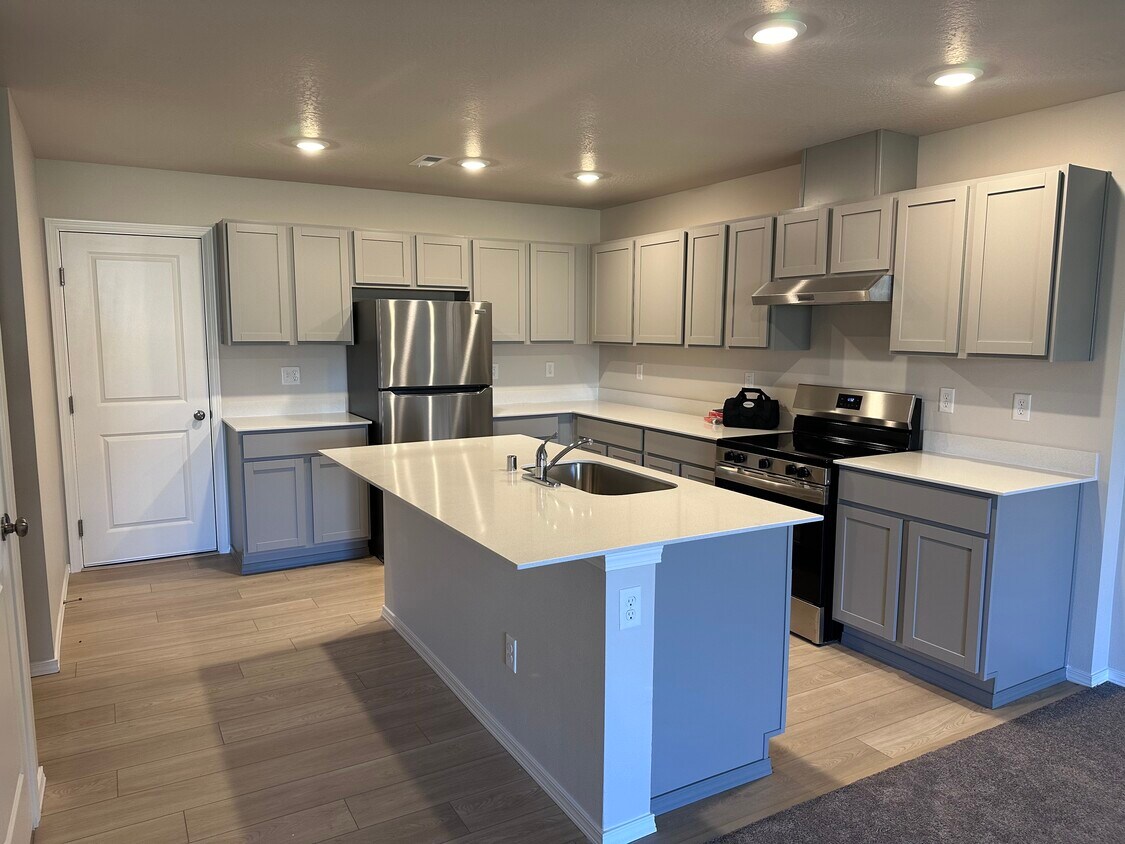 181 Lupine Ln, Hayden, ID 83835 Townhome Rentals in Hayden ID