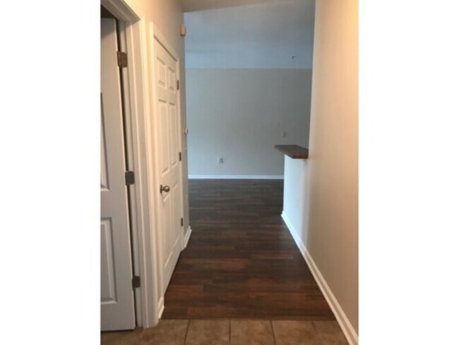 Foto del edificio - 616 205 Marshtree Lane, Fayetteville, Nc 2...