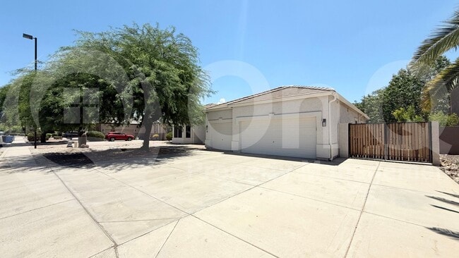 Building Photo - 119 E Joseph Way