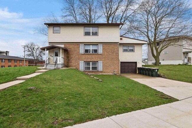 Building Photo - 917 Buena Vista Dr.