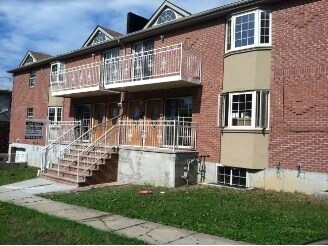 Primary Photo - 61-47 162nd St