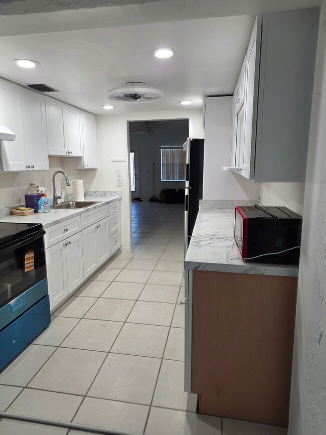 Photo - 1 Abbey Ln Apartment