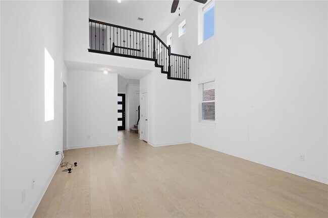 Foto del edificio - 2353 Sawdust Dr