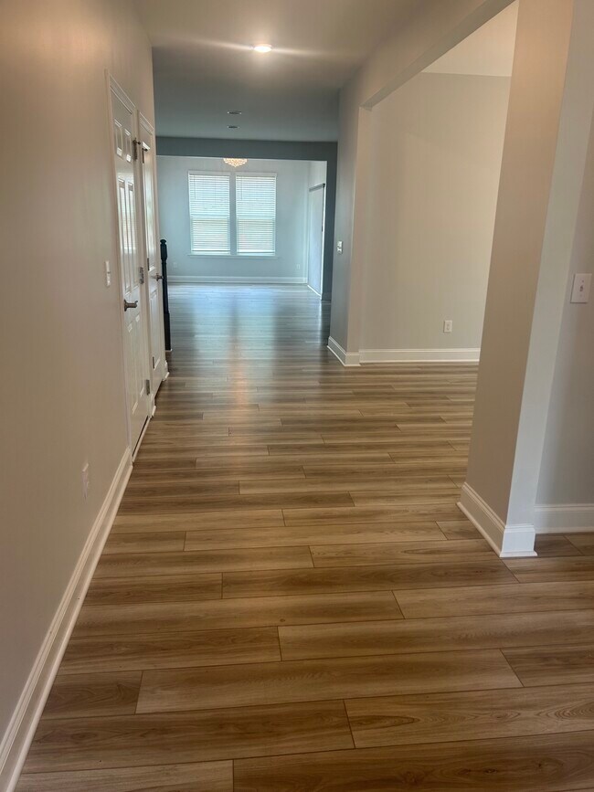 Foto del edificio - 815 Harmony Ranch Ln