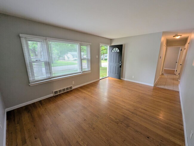 Building Photo - Better Days on Broadlawns - Section 8 Pref...