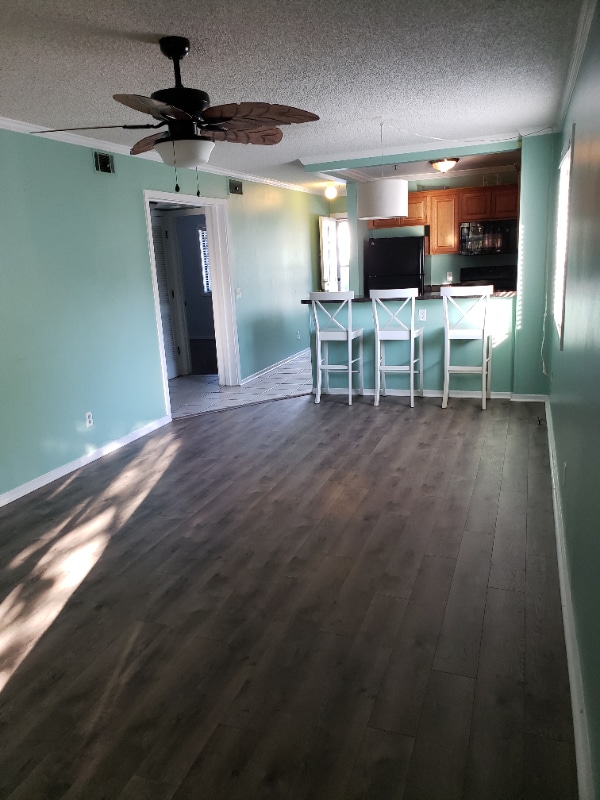 Foto del edificio - 4015 Fairway Dr
