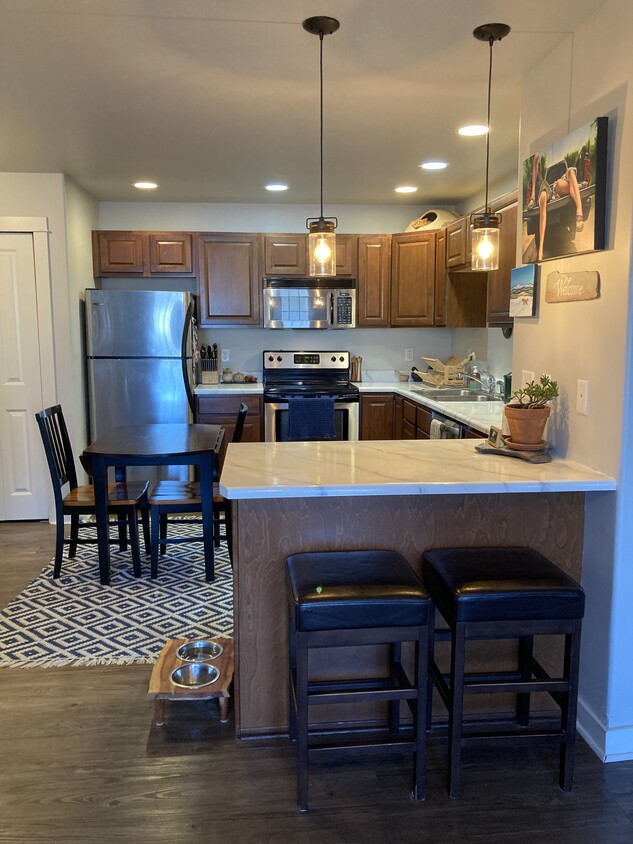 Kitchen - 2238 Baxter Ln