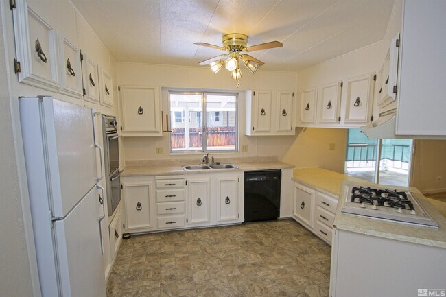 Foto del edificio - 3726 Sherman Ln