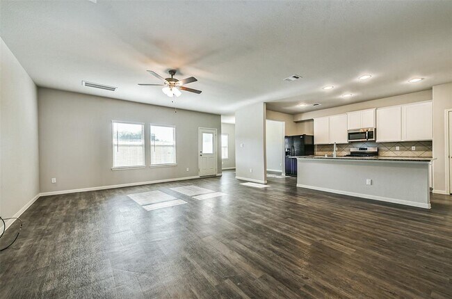 Foto del edificio - 3556 Terreno Vista Blvd