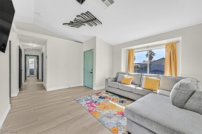 Building Photo - 3606 Gingersnap Way