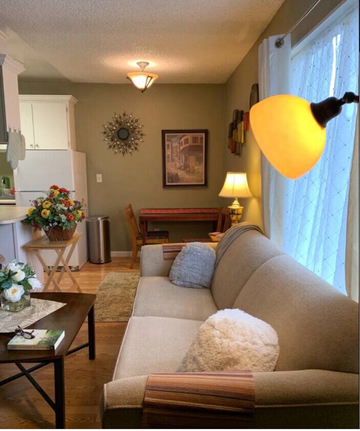 Foto principal - 4511 Folker St