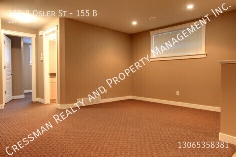 Photo du bâtiment - 2 Bedroom Basement Suite