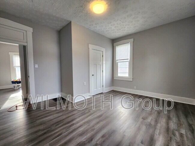 Foto del edificio - 133 W Hendricks St