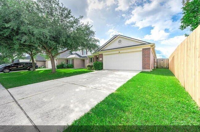 Foto del edificio - 4918 Fair Oak Dale Ln