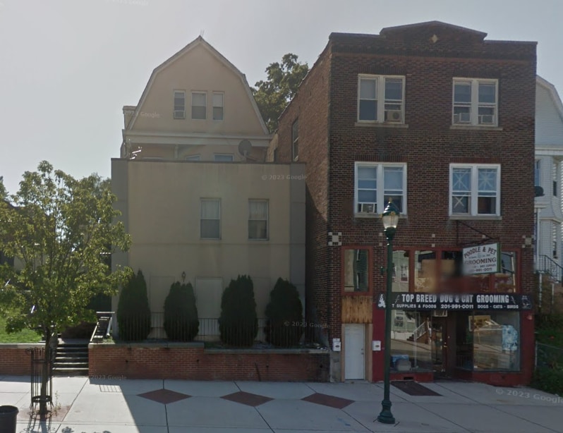 Foto del edificio - 114 Kearny Ave