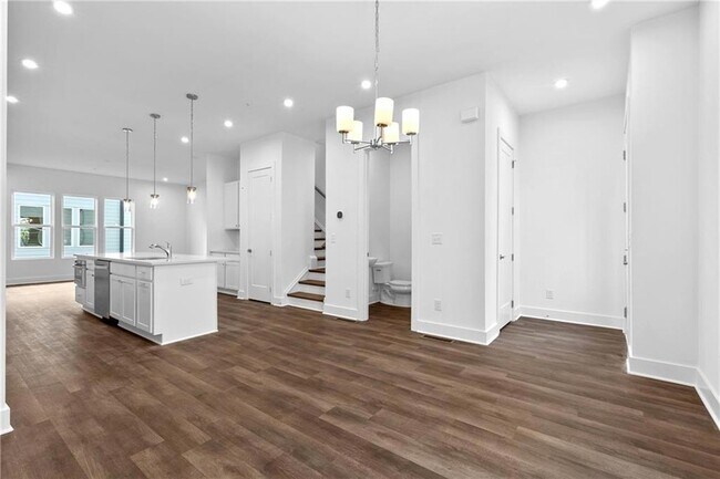 Foto del edificio - 515 Motivation Cir NW