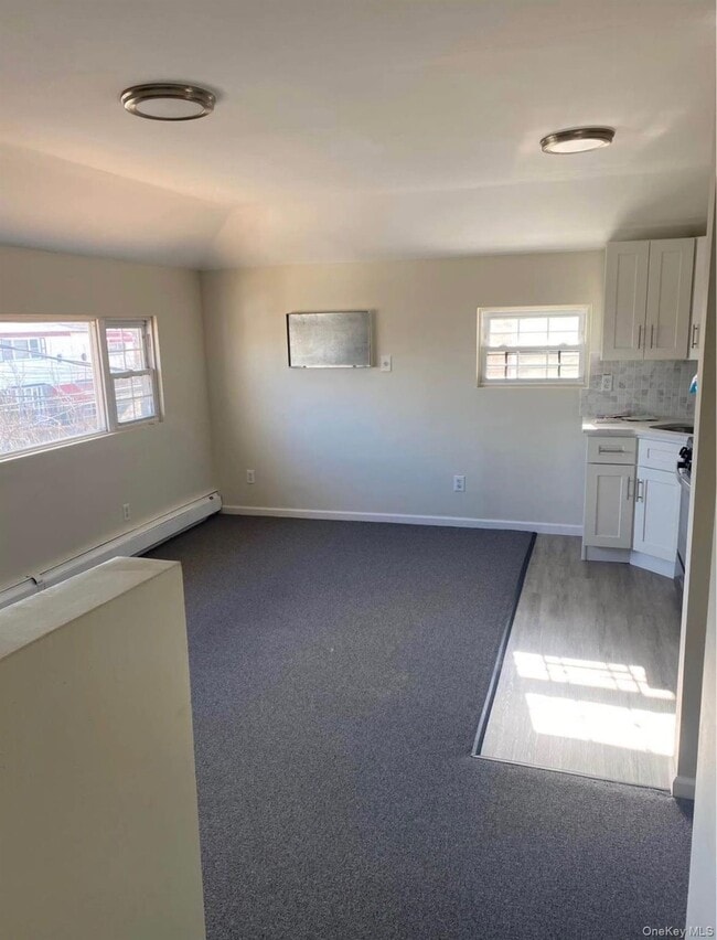 Building Photo - 147-20 226th St