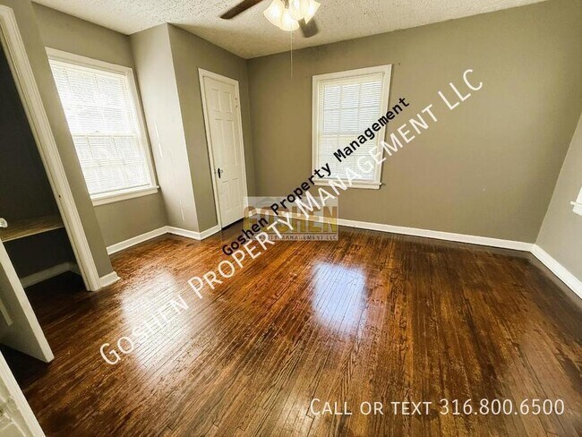 Building Photo - 1311 N Vassar Ave