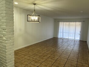 Building Photo - 13026 Trail Hollow Dr