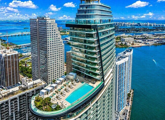 Foto del edificio - 300 Biscayne Blvd Way