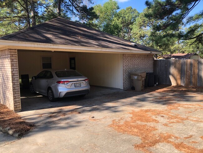Foto del edificio - 45 Quail Ridge Dr