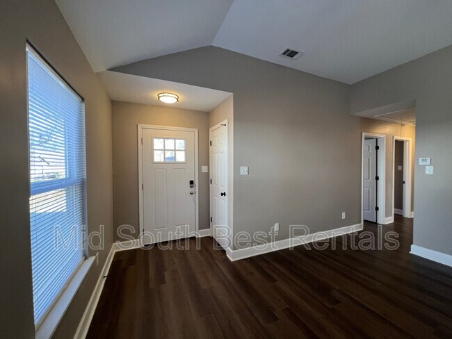 Foto del edificio - 1741 Osborn Dr