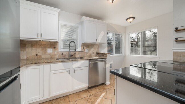 Foto del edificio - Updated Rancher Near US Olympic Training C...