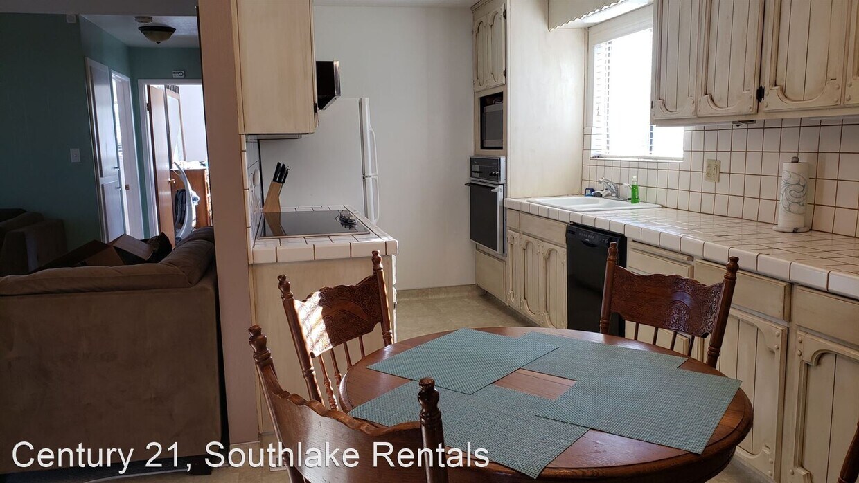Building Photo - 2 br, 1.5 bath House - 12788 Island Circle