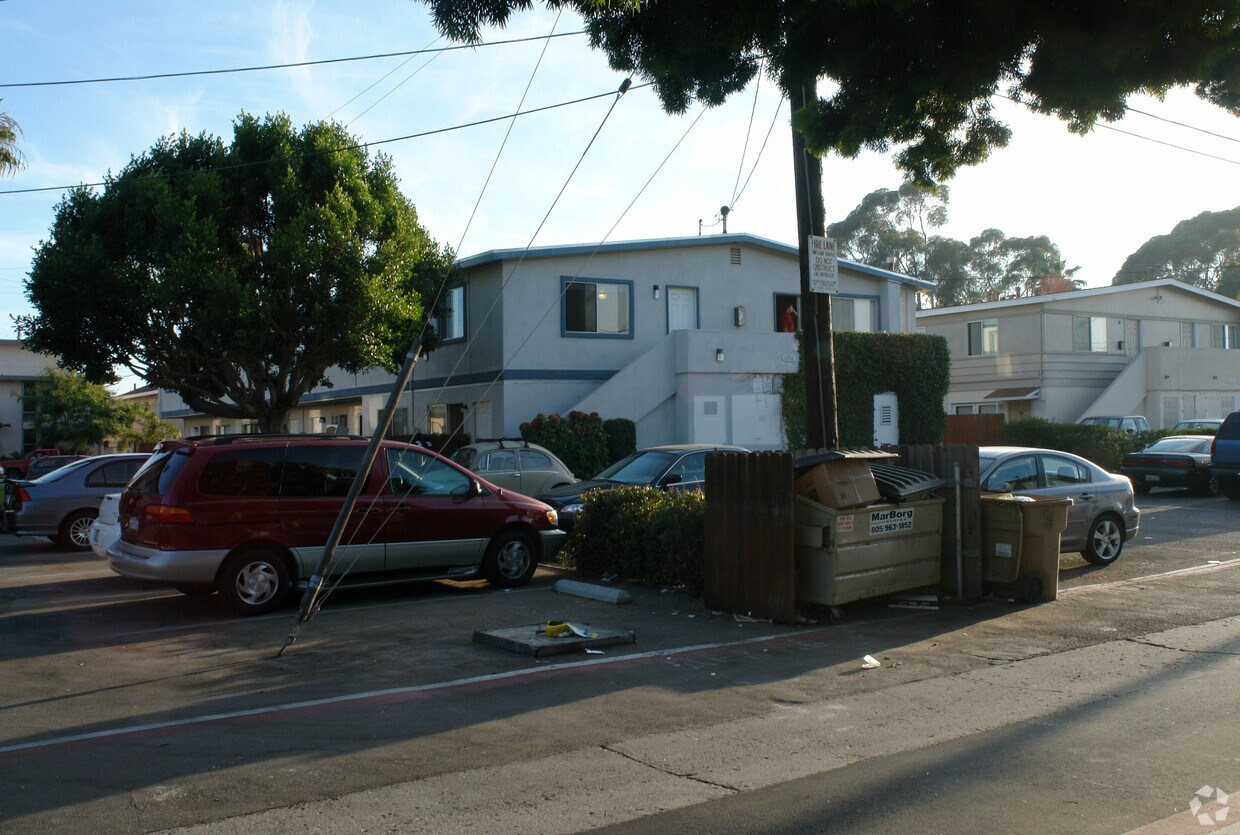 Building Photo - 6656 Picasso Rd