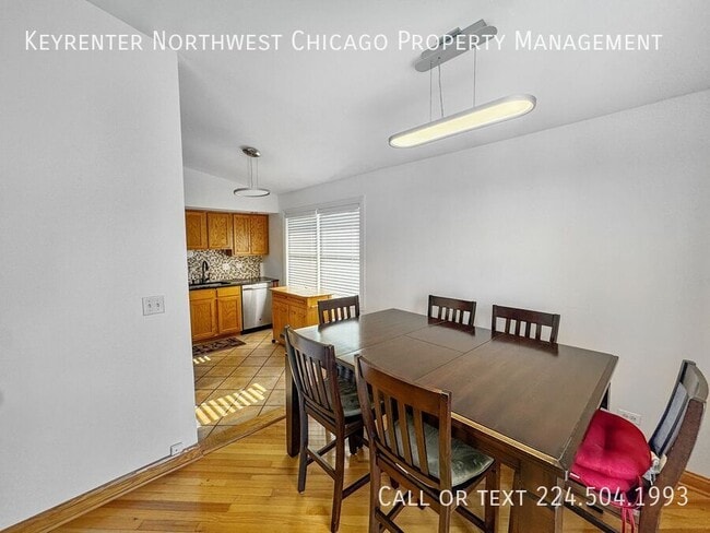 Building Photo - 5815 Wilshire Ct