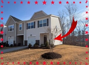 Building Photo - 400 Hazy Hills Ln