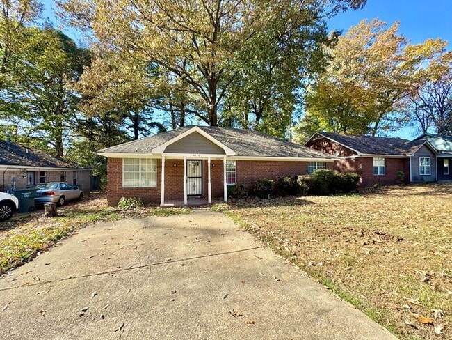 Photo - 4015 Hofburg St House