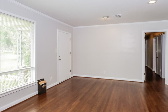 Foto del edificio - 3064 Guymar Rd
