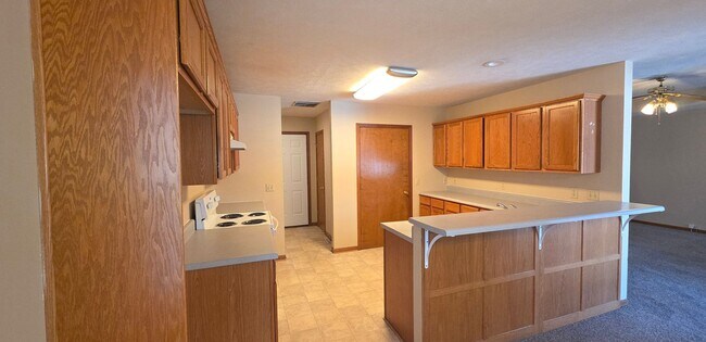 Foto del edificio - 3 Bedroom 2 Bathroom home in Nixa for $1395!