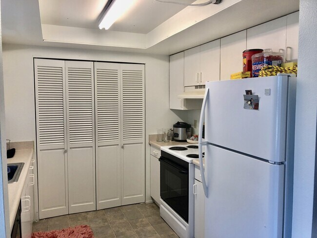 Foto del edificio - 2 Bedroom Duplex in Lynnwood.