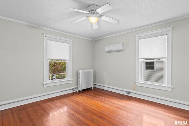 Foto del edificio - 810 W Edwards St