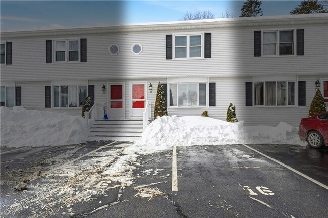 Building Photo - 23 Benefit St