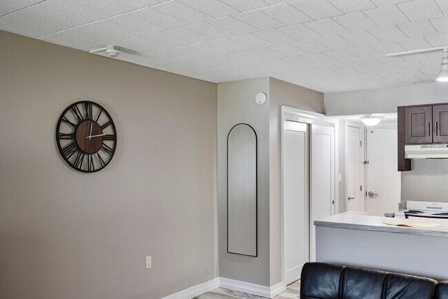 Foto del edificio - 30 U.S. 9W-ID1466760P