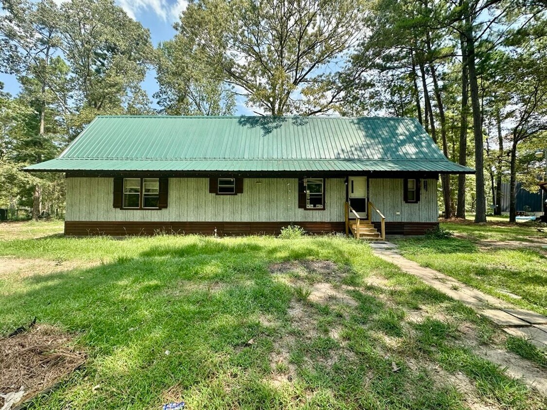 Foto principal - Tour Today! 2 Bed 2 Bath in East Tyler!