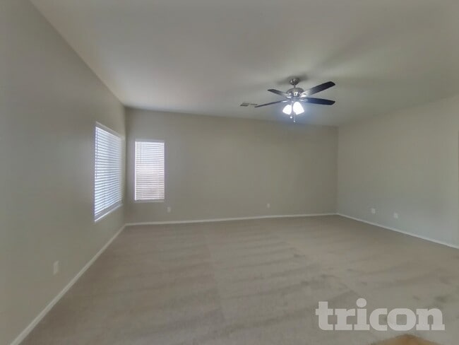 Foto del edificio - 11418 W Mountain View Dr