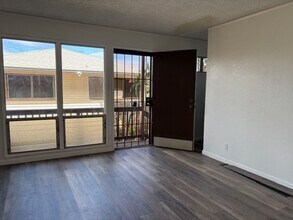 Building Photo - 87-165-165 Hakimo Rd