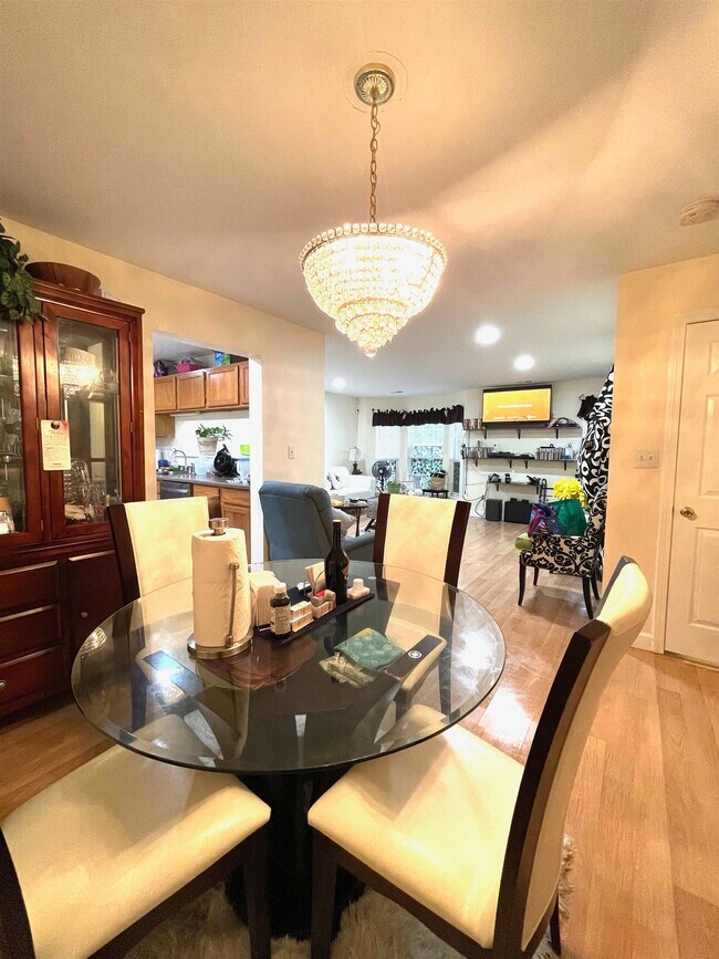 19 CYPRESS St Unit Ground Floor, Jersey City, NJ 07305 Condo for Rent