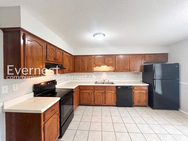 Foto del edificio - 6571 Ashland Dr