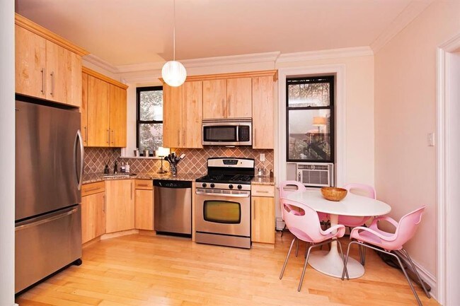 Foto del edificio - 252-256 1st St
