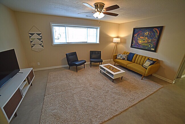 Foto del interior - Hemingway Heights - 3635-3645 Warwick Blvd
