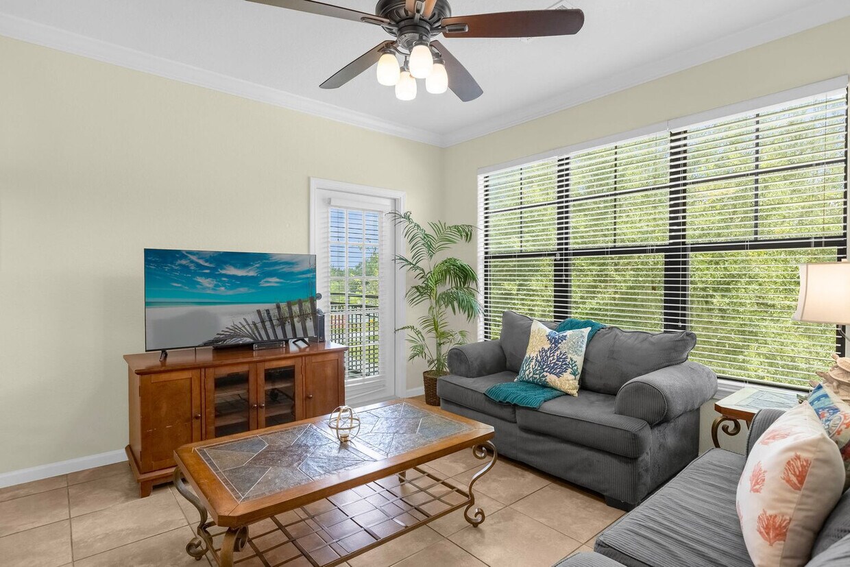 Foto principal - 902 Charo Pkwy