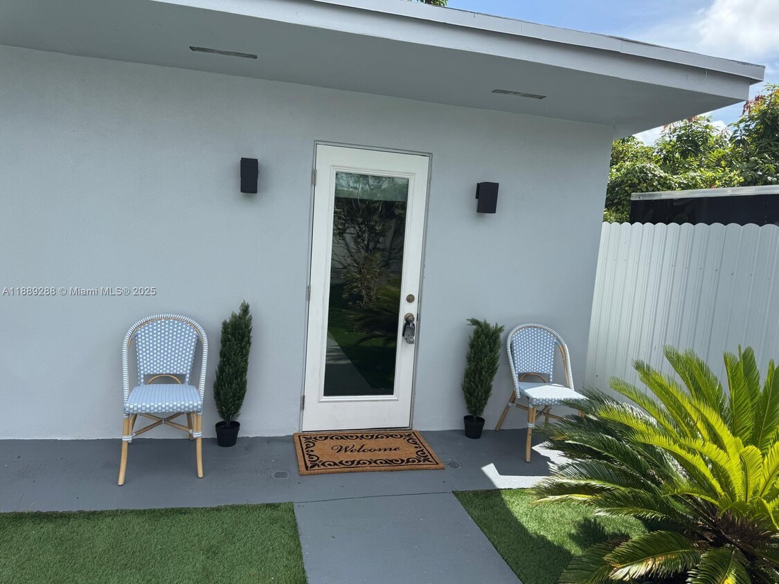Foto principal - 2943 SW 36th Ave