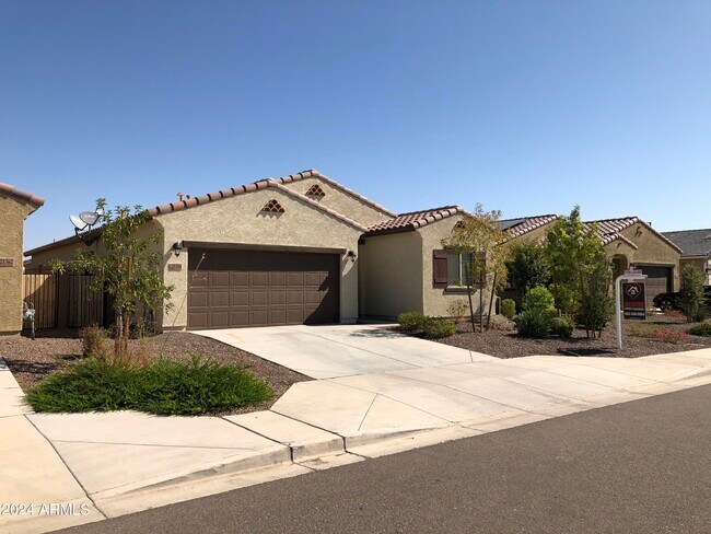 Foto del edificio - 21354 W Monte Vista Rd