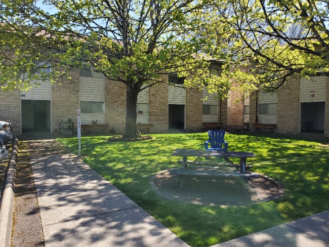 Foto del edificio - 620 NW 21st St