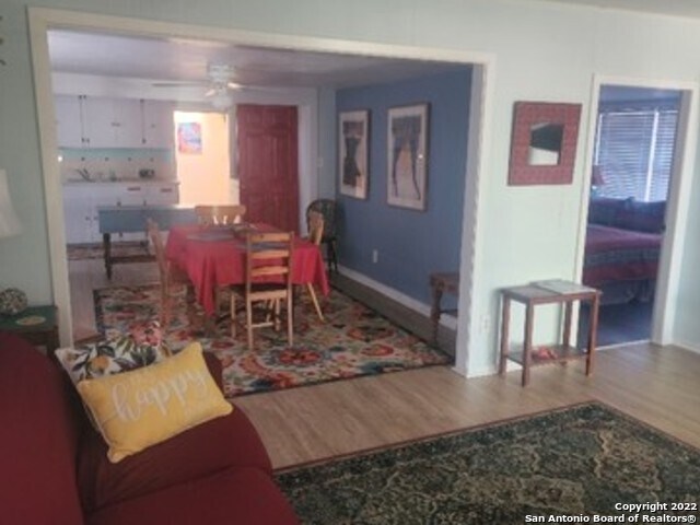 Foto del edificio - 305 N 4th St